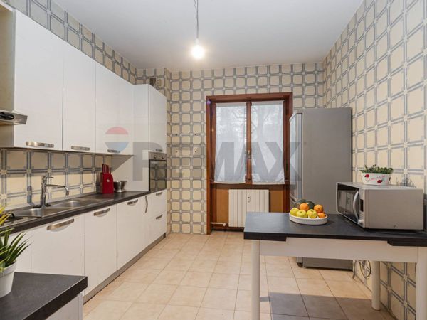 Appartamento Merate, LC Vendita