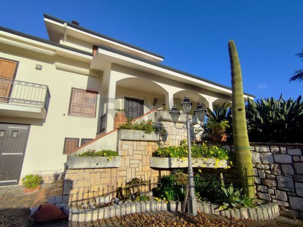 Villa singola Campomaggiore, Santi Cosma e Damiano, LT Vendita - Foto 3