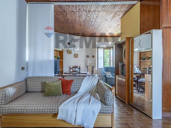 Appartamento Montesiro, Besana in Brianza, MB Vendita - Foto 2