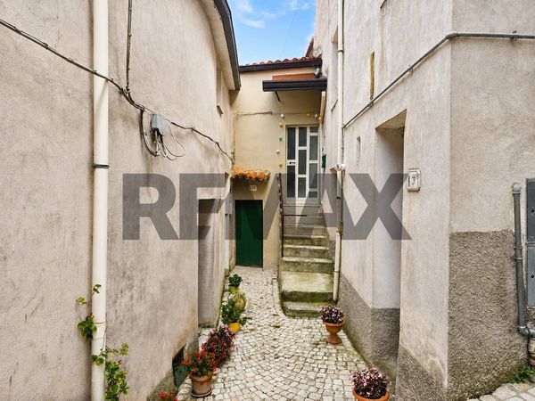 Casa Semindipendente Ciorlano, CE Vendita