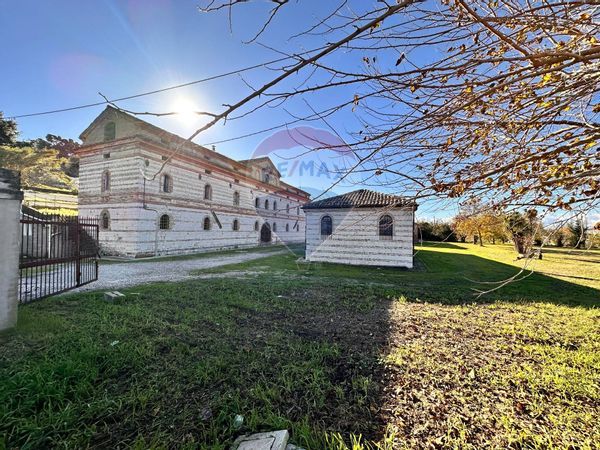 Rustico Castelferretti, Falconara Marittima, AN Vendita - Foto 2