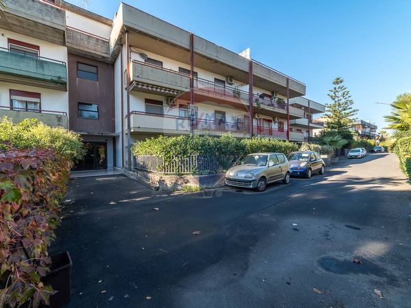 Appartamento Motta Sant'Anastasia, CT Vendita