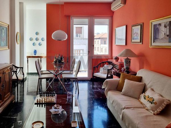 Appartamento Centro storico, Bologna, BO Vendita