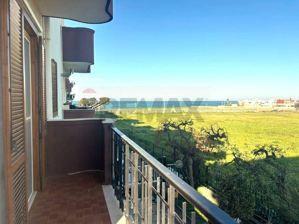 Appartamento Zona Capirro Colonna, Trani, BT Vendita