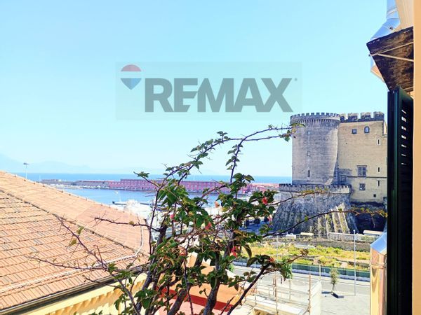 Appartamento Porto, Napoli, NA Vendita