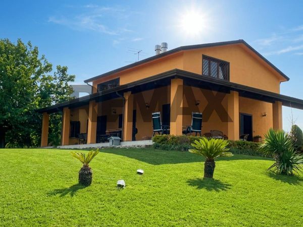 Villa singola Liberi, Liberi, CE Vendita