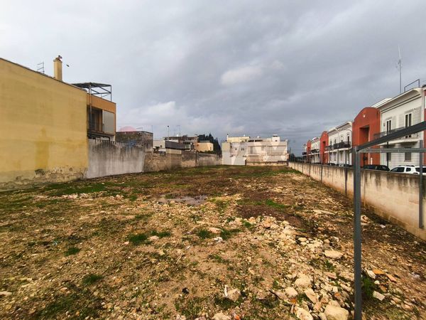 Terreno Edificabile San Vito dei Normanni, BR Affitto