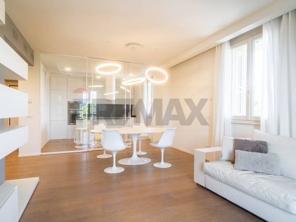 Appartamento Centro storico, Parma, PR Vendita