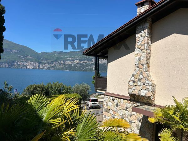 Villa singola Brenzone sul Garda, VR Vendita