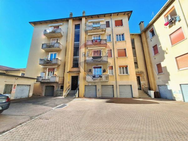 Appartamento Malnate, VA Vendita