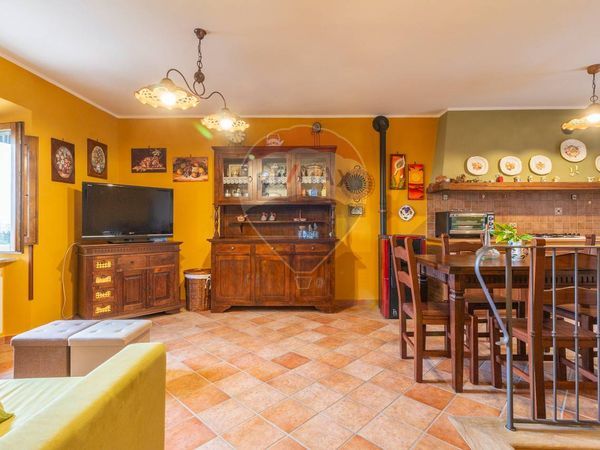 Appartamento Ischia di Castro, VT Vendita - Foto 2