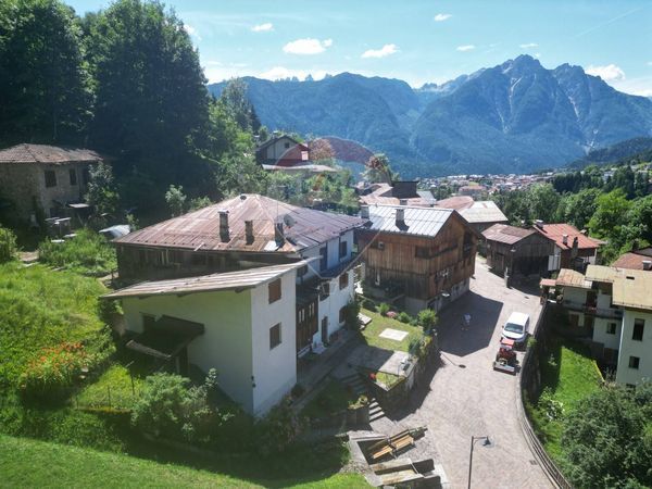 Casa Semindipendente Rizzios, Calalzo di Cadore, BL Vendita