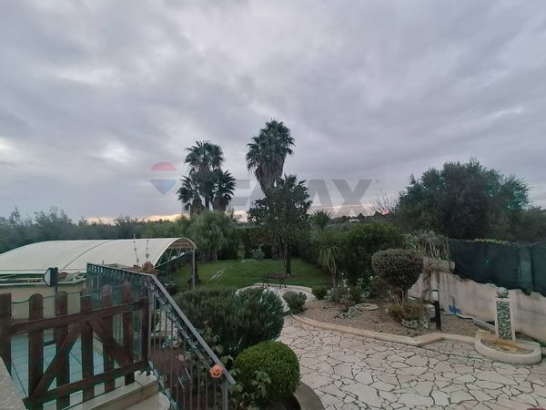 Villa o villino Comiso, RG Vendita