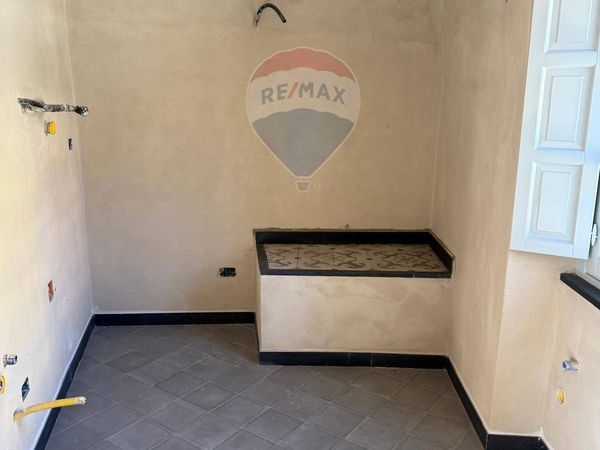 Appartamento Briffi, Tovo San Giacomo, SV Vendita