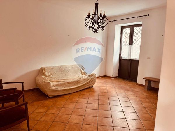 Casa Indipendente Zafferana Etnea, CT Affitto - Foto 2