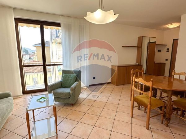 Appartamento Luino, VA Affitto