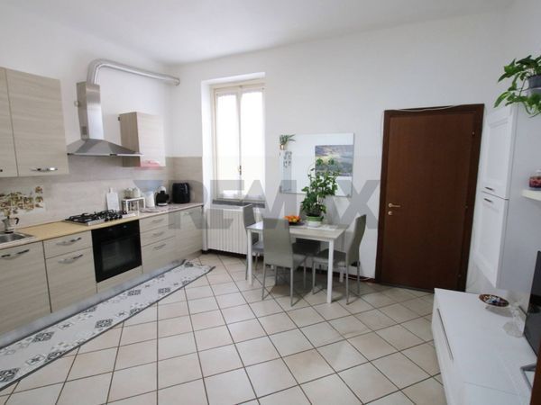 Appartamento Caronno Pertusella, VA Vendita