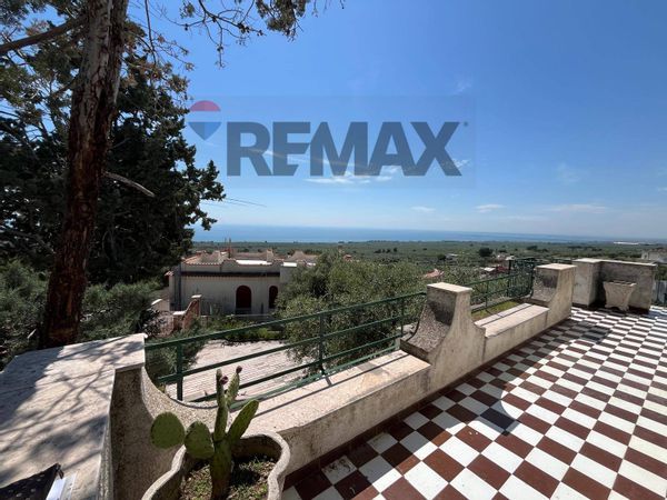Casa Indipendente Macchia (Marina di Monte Sant'Angelo), Monte Sant'Angelo, FG Vendita