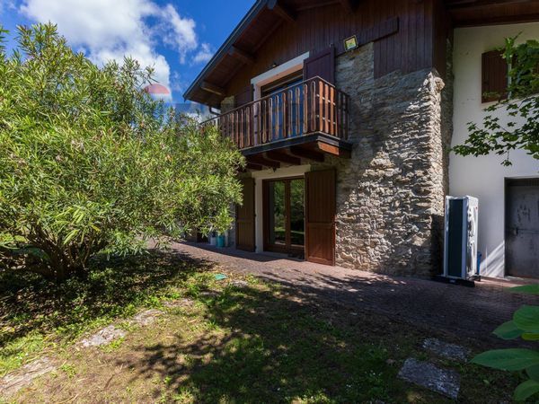 Villa singola Bosco Valtravaglia, Montegrino Valtravaglia, VA Vendita