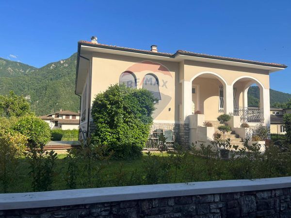 Villa o villino Diecimo, Borgo a Mozzano, LU Vendita