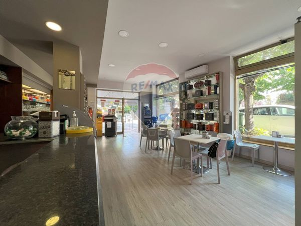 Attività  Commerciale Via Roma, Cosenza, CS Vendita - Foto 4