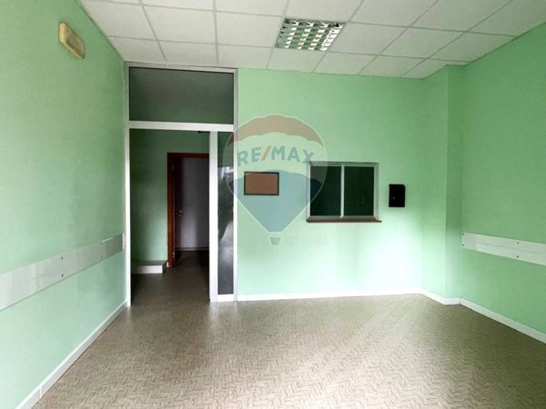 Ufficio Chiaravalle, AN Affitto