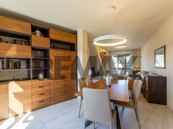 Duplex Cremella, LC Vendita