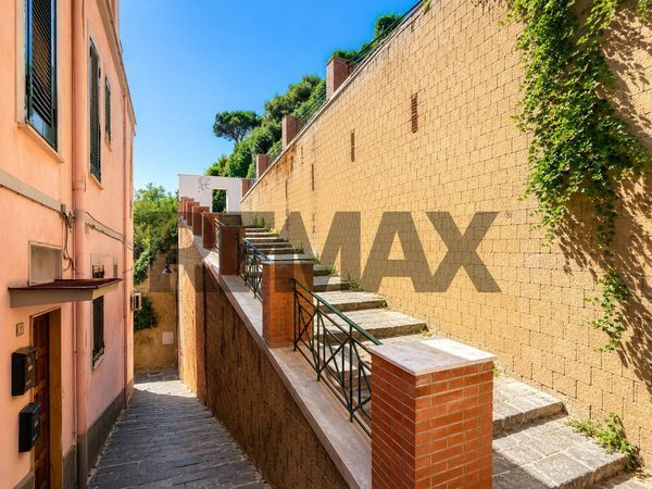 Appartamento Centro, Pozzuoli, NA Vendita - Foto 2