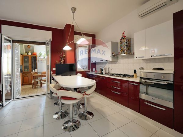 Appartamento Valenzano, BA Vendita