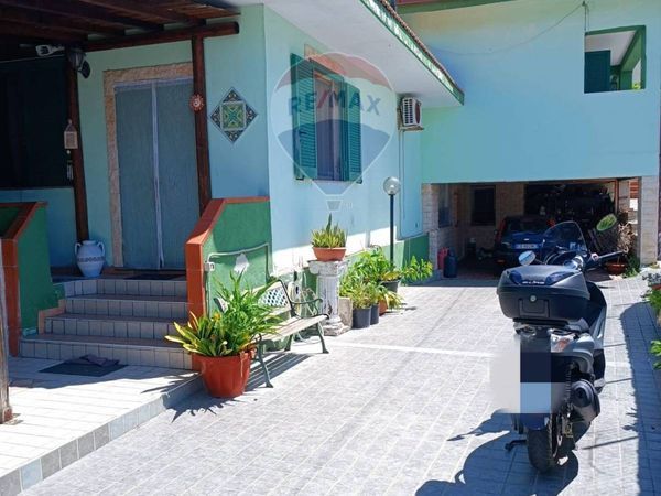 Villa singola Marina di Minturno, Minturno, LT Vendita