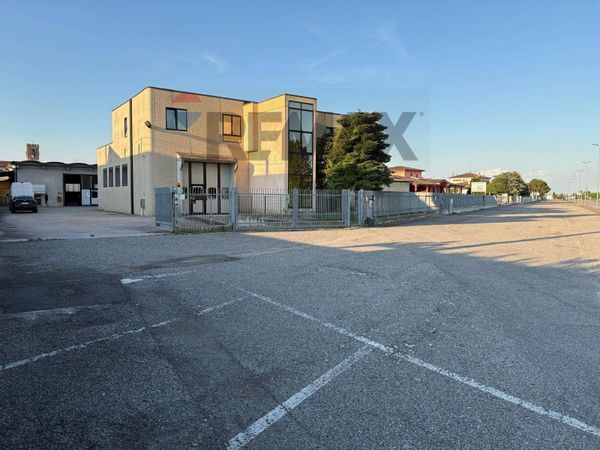 Capannone Industriale Salizzole, VR Vendita