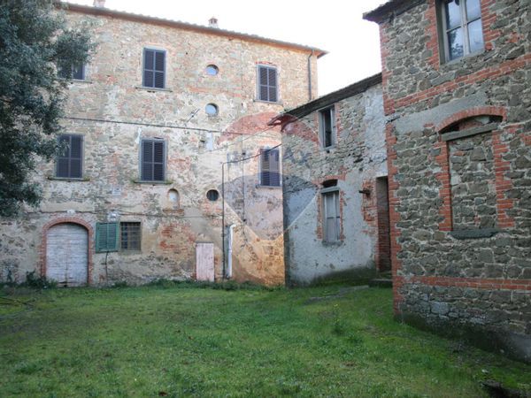 Cascina/Casale Monte San Savino, AR Vendita
