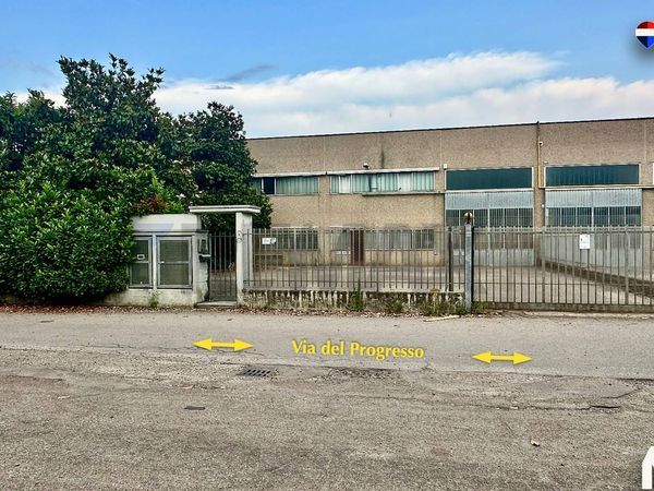 Capannone Industriale Pieve Emanuele, MI Vendita