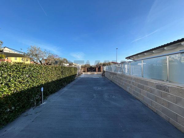 Villetta bifamiliare Aprilia, LT Vendita - Foto 3