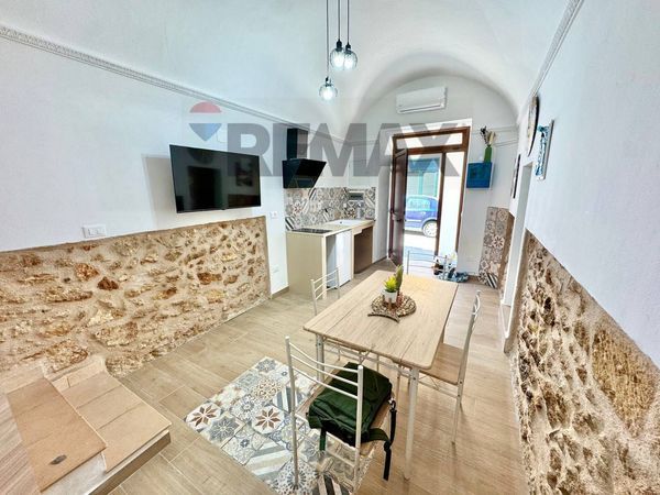 Casa Indipendente Terrasini, PA Affitto