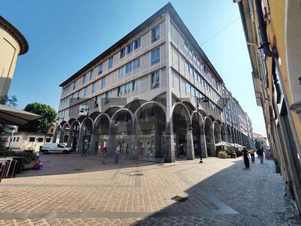 Negozio Centro, Busto Arsizio, VA Affitto - Foto 4