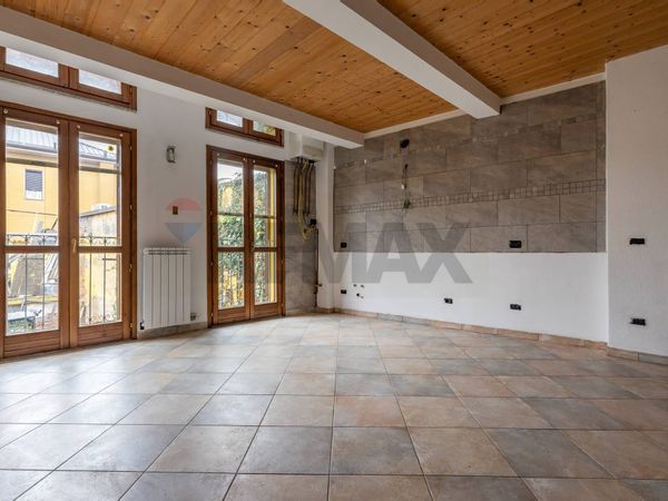 Casa Indipendente Cislago, VA Vendita - Foto 4