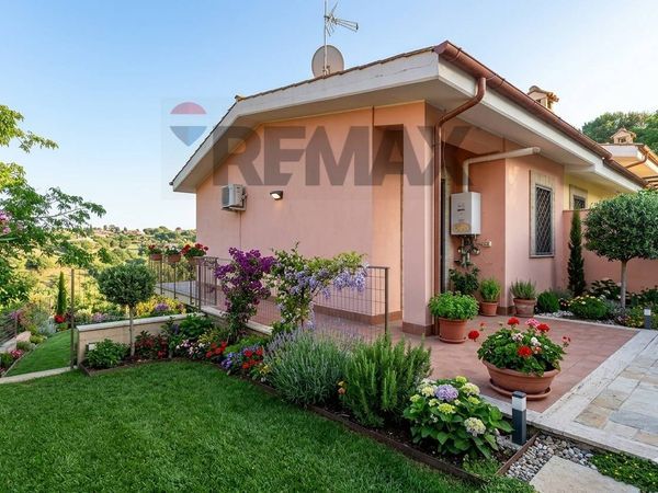 Villa a schiera Morlupo, RM Vendita