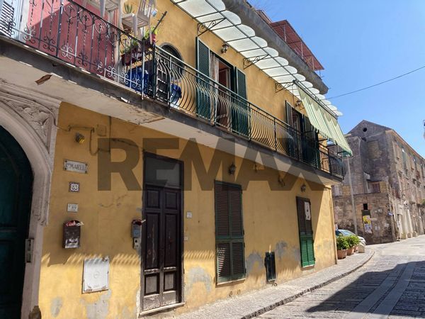 Appartamento Sant'Anastasia, NA Vendita