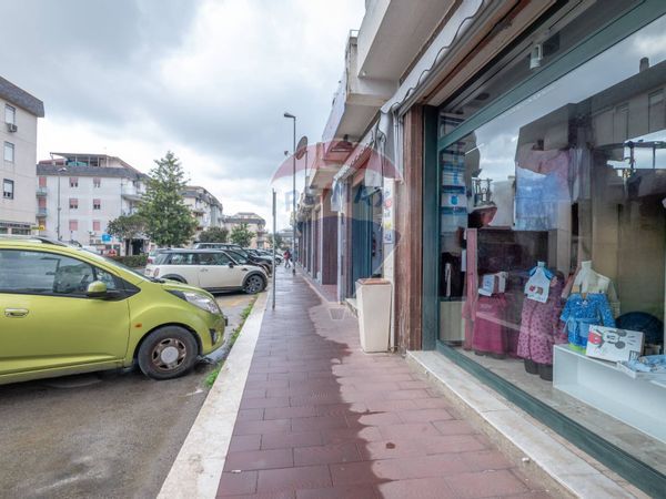 Locale Commerciale Semicentro, Caltanissetta, CL Affitto - Foto 4