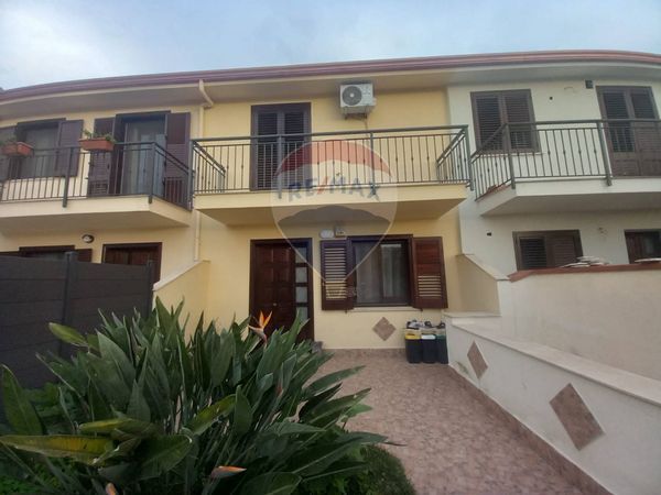Villa a schiera Cinisi, PA Vendita