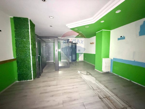 Locale Commerciale Centro, Biella, BI Affitto - Foto 4