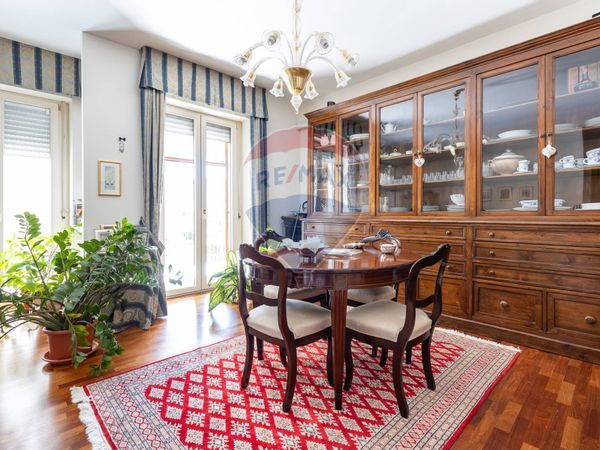 Appartamento Quartiere del Sole, Cagliari, CA Vendita