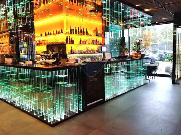 Locale Commerciale Carugate, MI Vendita