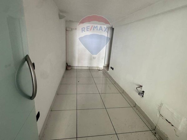 Locale Commerciale Sant'Antonio, Cassino, FR Affitto - Foto 4