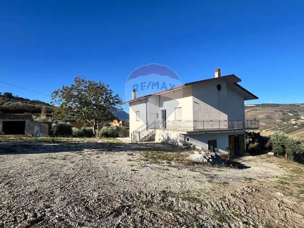 Casa Semindipendente Benevento, BN Vendita