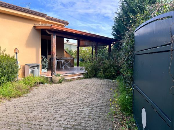 Villetta bifamiliare Campofelice di Roccella, PA Vendita