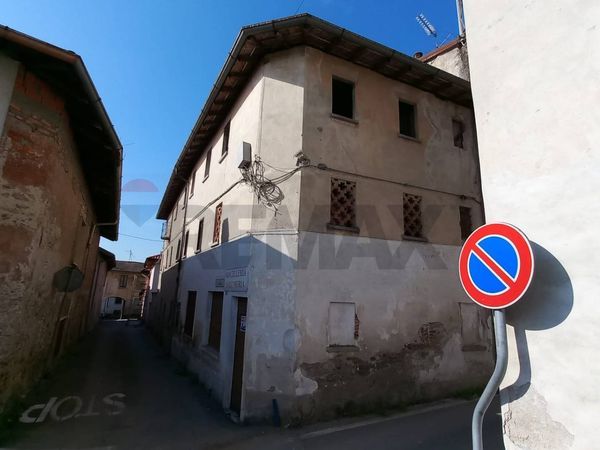 Porzione di casa Villadosia, Casale Litta, VA Vendita