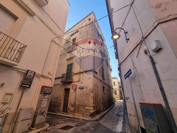 Casa Indipendente Gravina in Puglia, BA Vendita