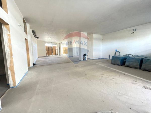 Locale Commerciale Poggiofranco, Bari, BA Affitto